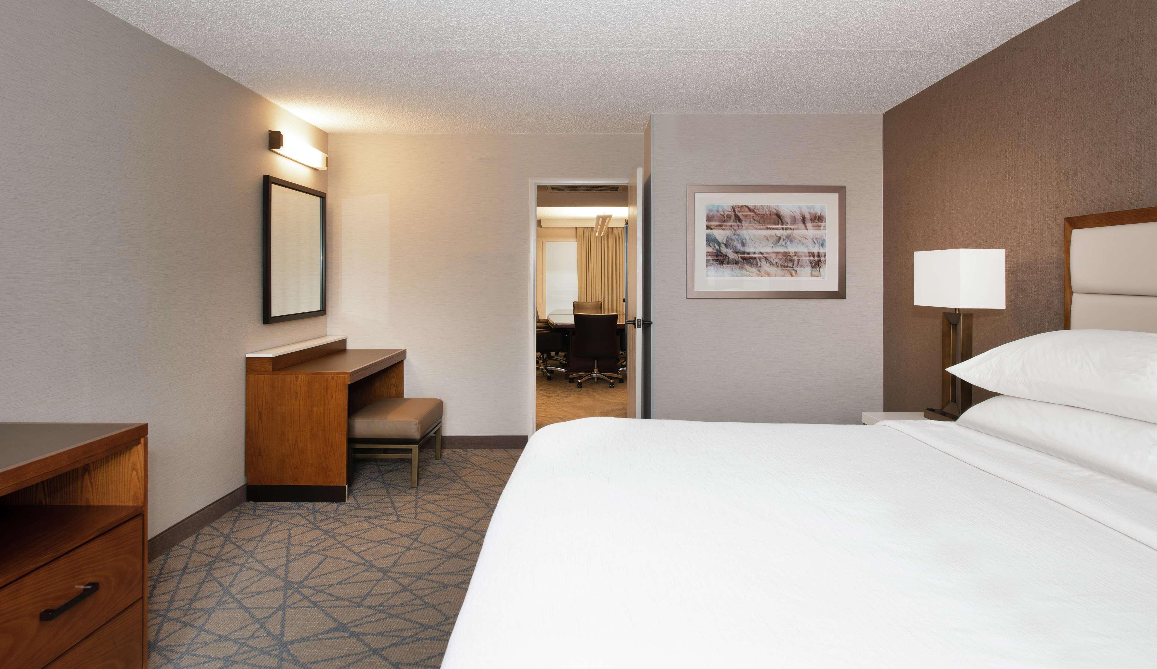 Embassy Suites By Hilton Colorado Springs Luaran gambar
