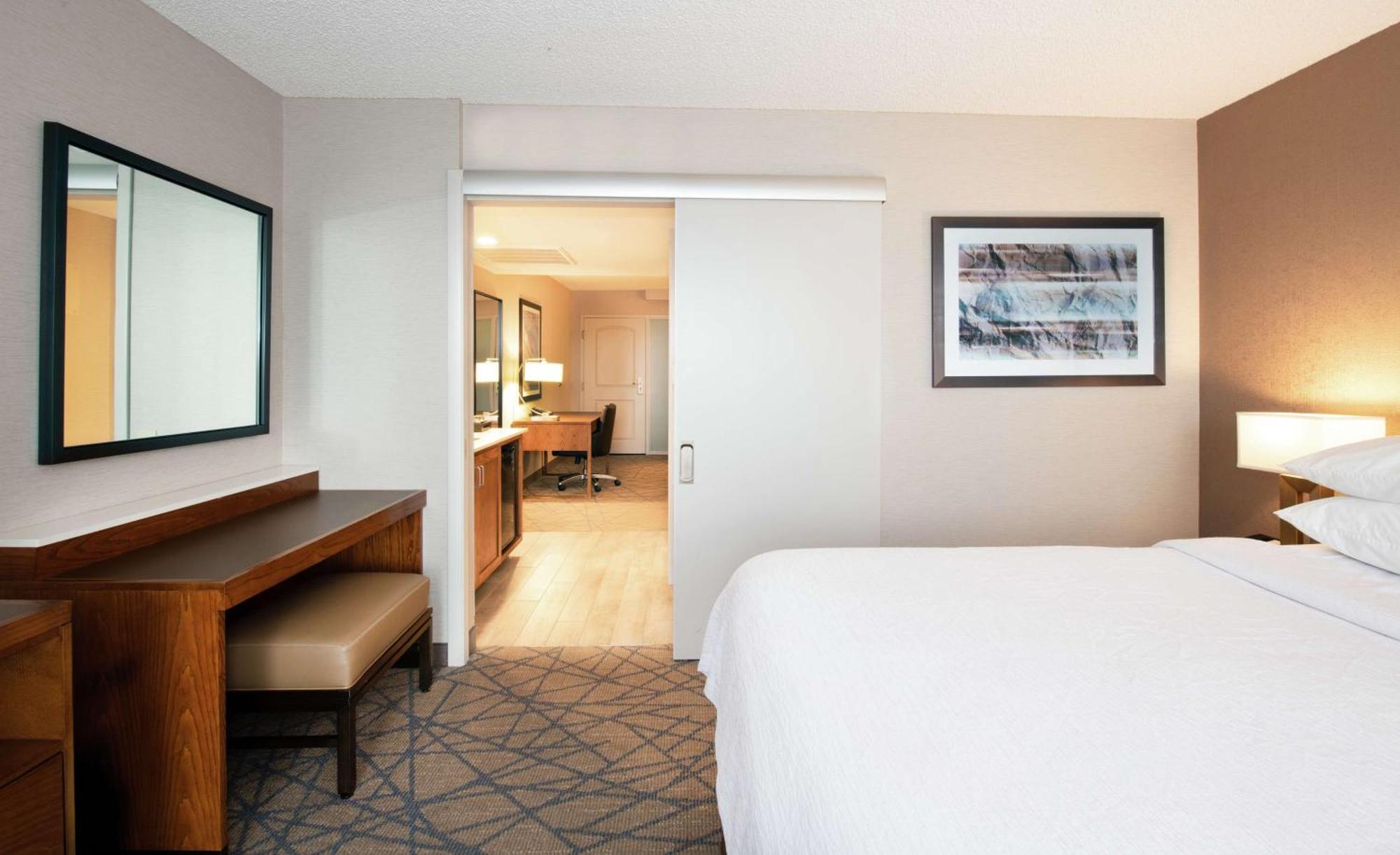 Embassy Suites By Hilton Colorado Springs Luaran gambar